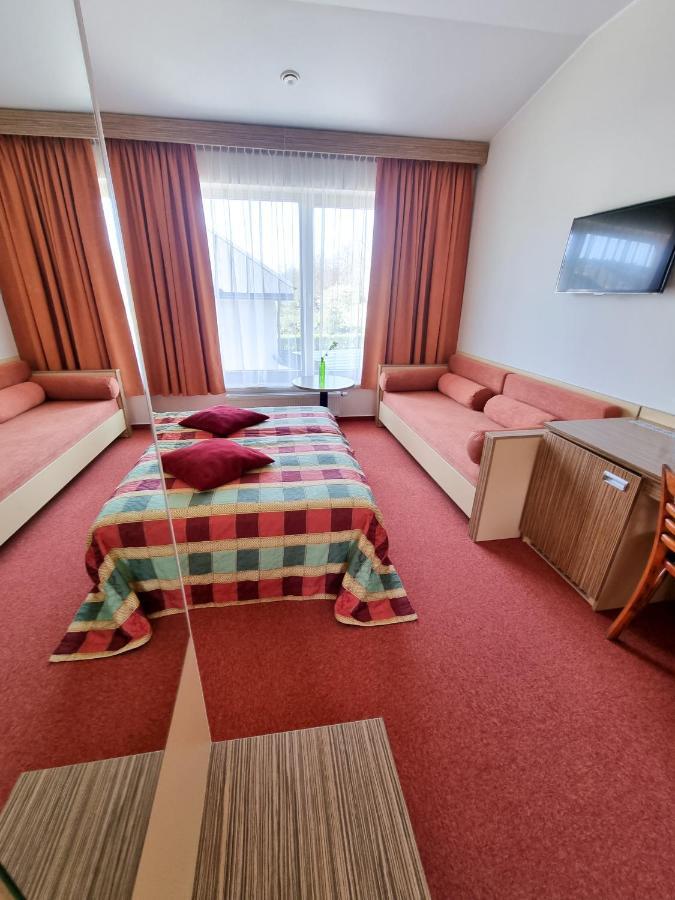 Info Hotel Palanga Exterior photo